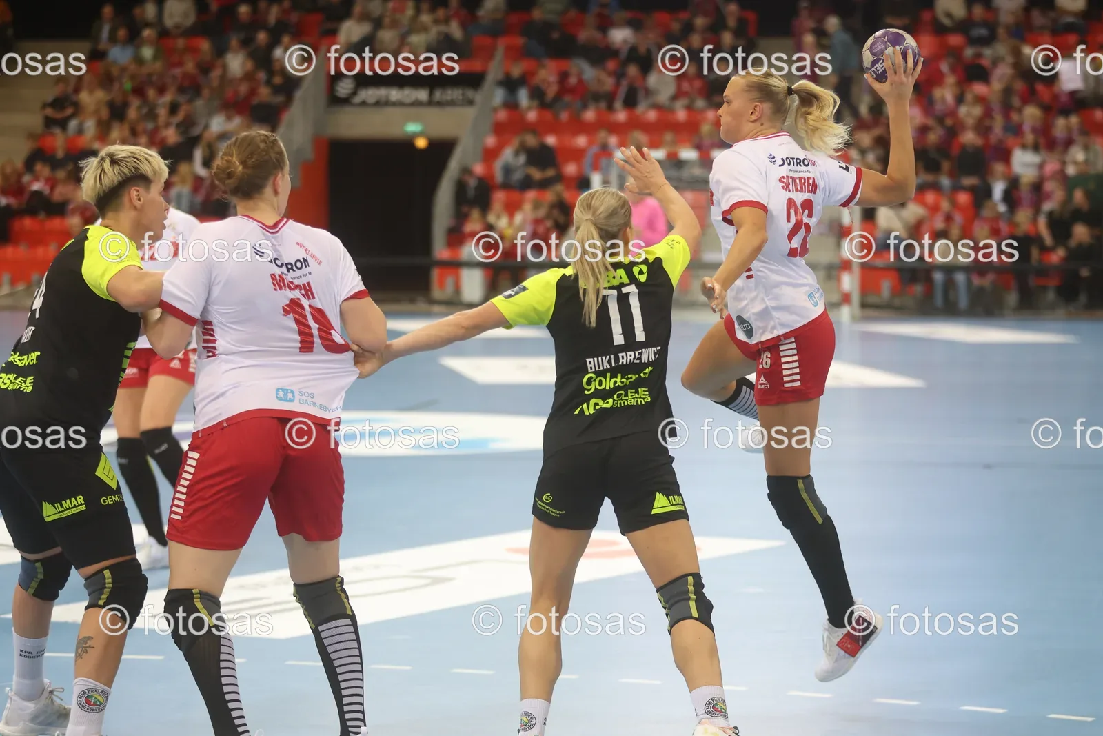 B24US614.jpg